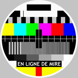 EN LIGNE DE MIRE - 5x5cm - Sticker/autocollant