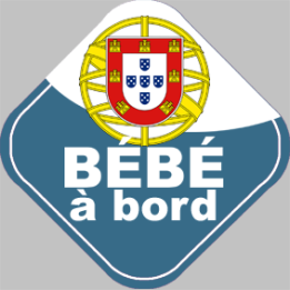 bébé à bord gars d'origine Portugaise